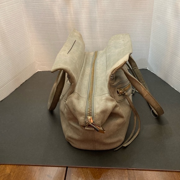 BOTKIER Legacy TRIGGER GREY LEATHER SATCHEL SHOULDERBAG​ - Picture 6 of 8